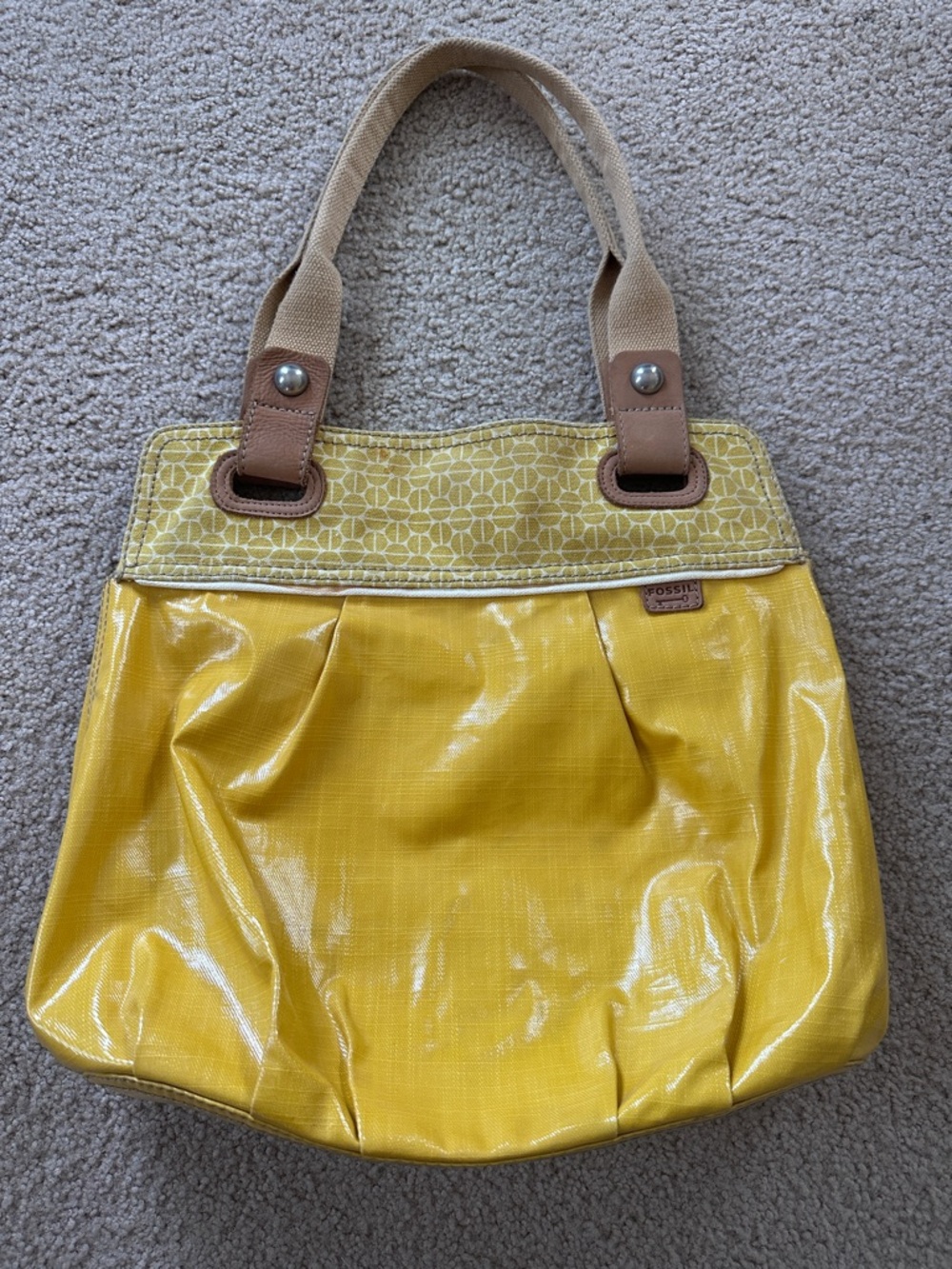 FOSSIL Women’s Vintage Key-Per coated canvas yellow Tote purse bag